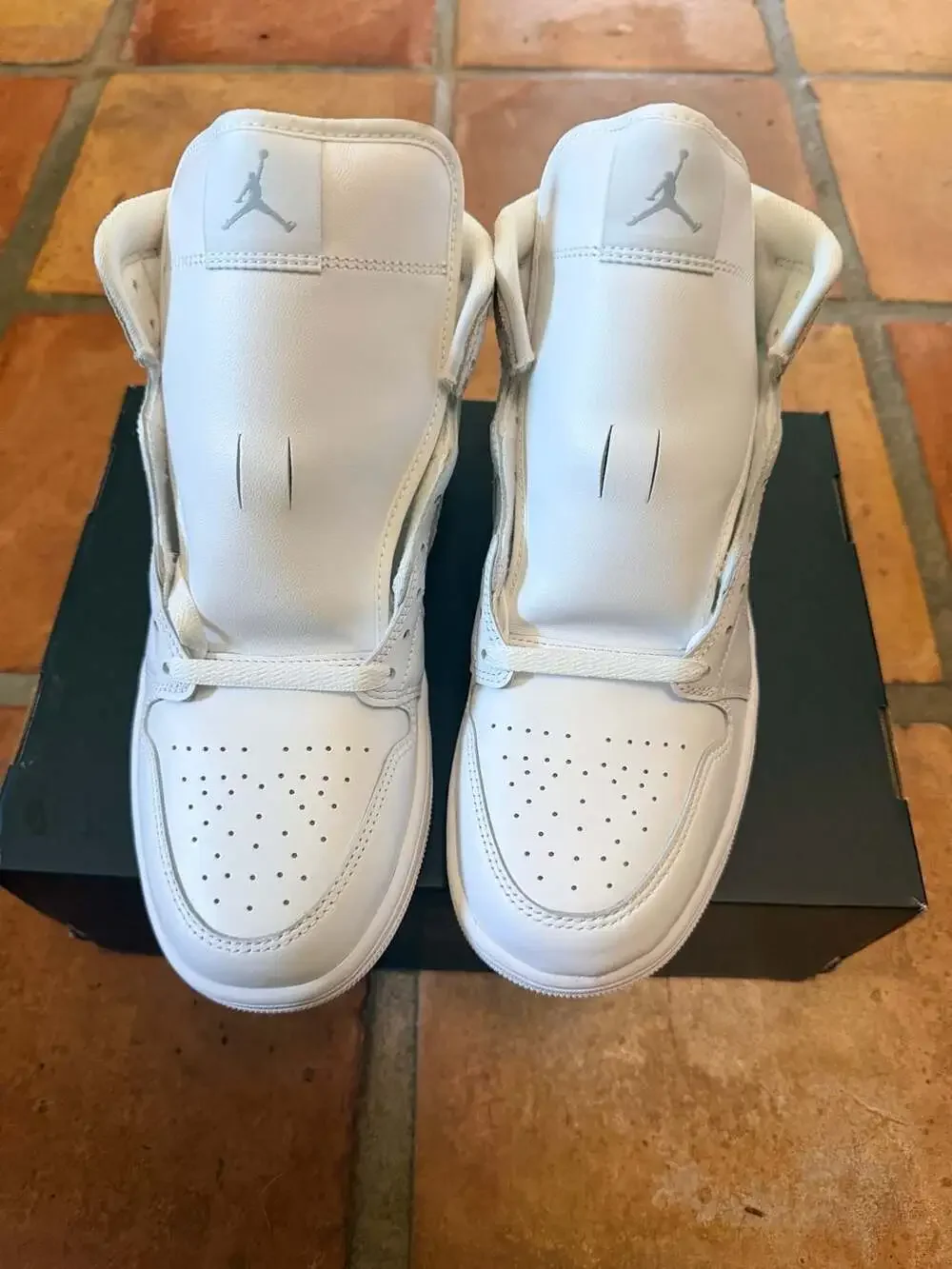 Jordan 1 Mid SE 'White Field Silver' - Men's Shoes
